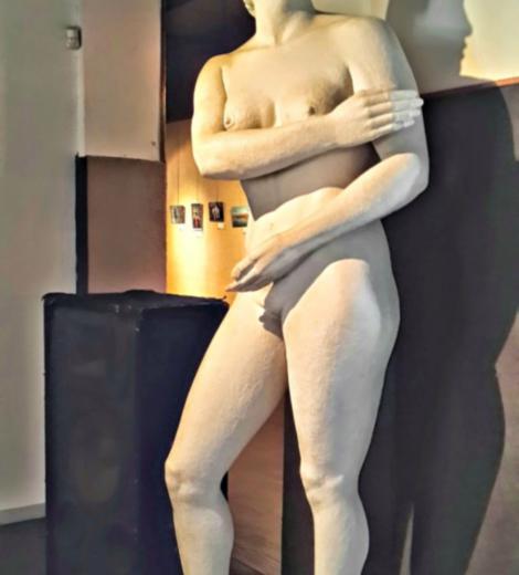 Desnudo femenino