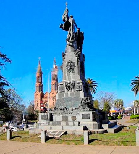 Monumento a la Agricultura de Esperanza